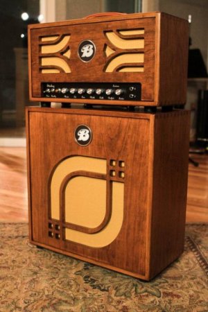 dade25e1778c78afdaa274d96d4a655d--guitar-amps-guitar-amplifiers.jpg