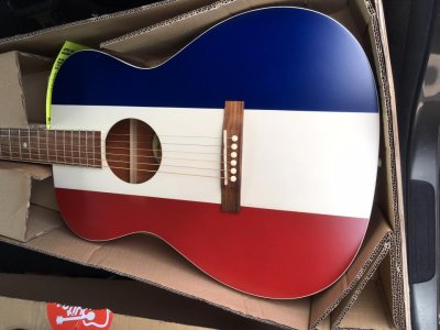 Buckoustic.jpg Buckoustic.jpg