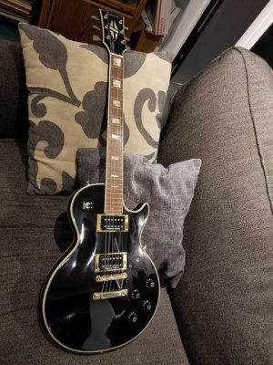 guitar.jpg