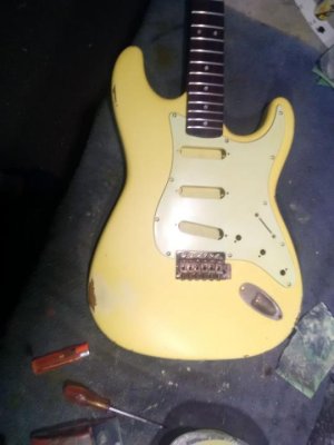 johan strat build 24512_n.jpg