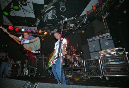 Blink-182_at_the_Whiskey_in_Los_Angeles__10-7-1996 (1)-1356x927.jpg