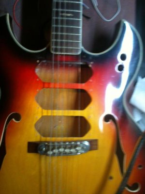 Conrad guitar.jpg Conrad guitar.jpg