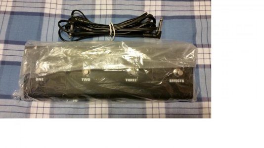 evh unsealed wrapped ft switch cable out of bag 80%.jpg