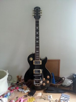 lespaultremolo.jpg