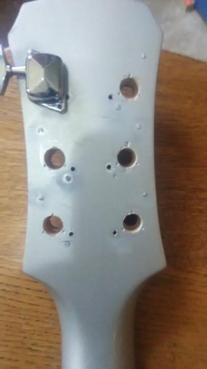 headstock closeup.jpg