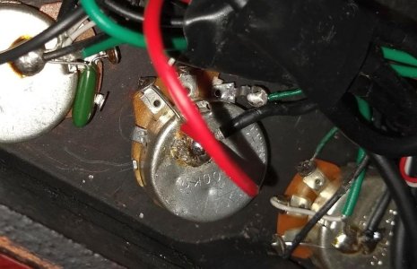 Schecter-c1-plus-wiring-IMG_20200424_111152145_1-s.jpg Schecter-c1-plus-wiring-IMG_20200424_111152145_1-s.jpg