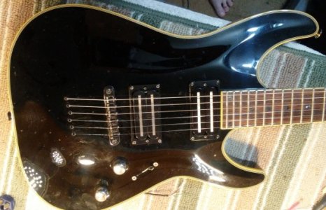 Schecter_Diablo.jpg Schecter_Diablo.jpg