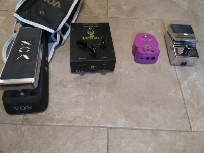 Click image for larger version Name: pedals-top.jpg Views: 17 Size: 71.2 KB ID: 6049552 Click image for larger version Name: pedals-top.jpg Views: 17 Size: 71.2 KB ID: 6049552
