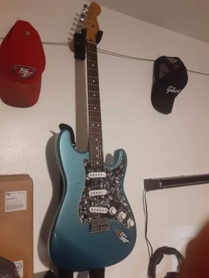 Click image for larger version  Name:	guitar#90.jpg Views:	0 Size:	36.2 KB ID:	6056446