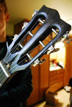 Guitar 7.jpg Guitar 7.jpg