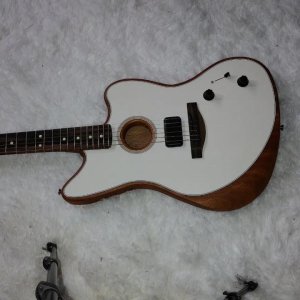 acoustasonic-jazzmaster-body-jpg.76767.jpg
