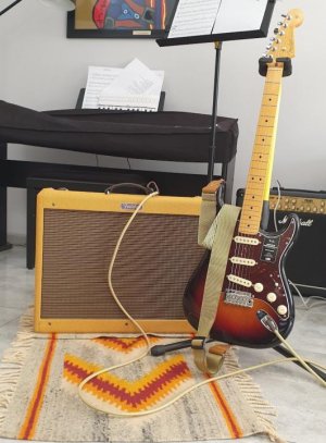 blues deluxe 1.jpg