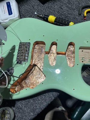 Help Identify Strat Body, please | Seymour Duncan Forums