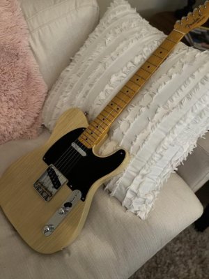 BCaster_Blk.jpg