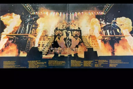 KissAlive2Gatefold.webp