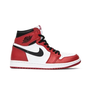 air-jordan-1-retro-high-og-chicago-2015-555088-101-4131-nemxf_0cc5b94d-309a-4c46-ae65-1eefa18...webp