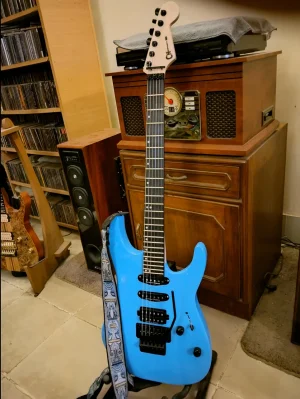 Blue_Charvel_1.webp