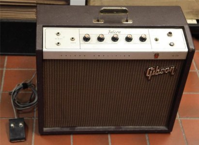 gibson_falcon.jpg gibson_falcon.jpg