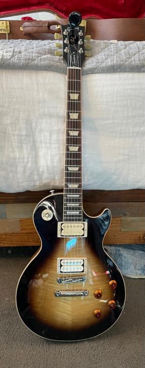 Click image for larger version

Name:	lespaul.jpg
Views:	180
Size:	36.1 KB
ID:	6149287