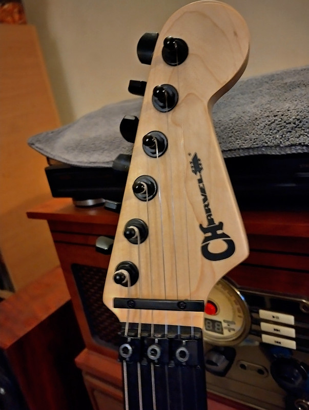 Blue-Charvel-2.jpg
