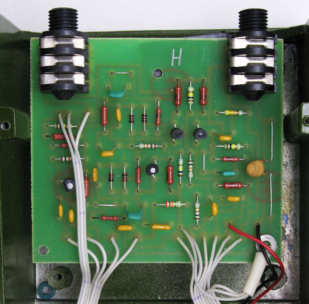 V7_ist_Edition_Bubble_Font_circuit.jpg