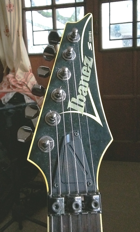 S870-Headstock.jpg