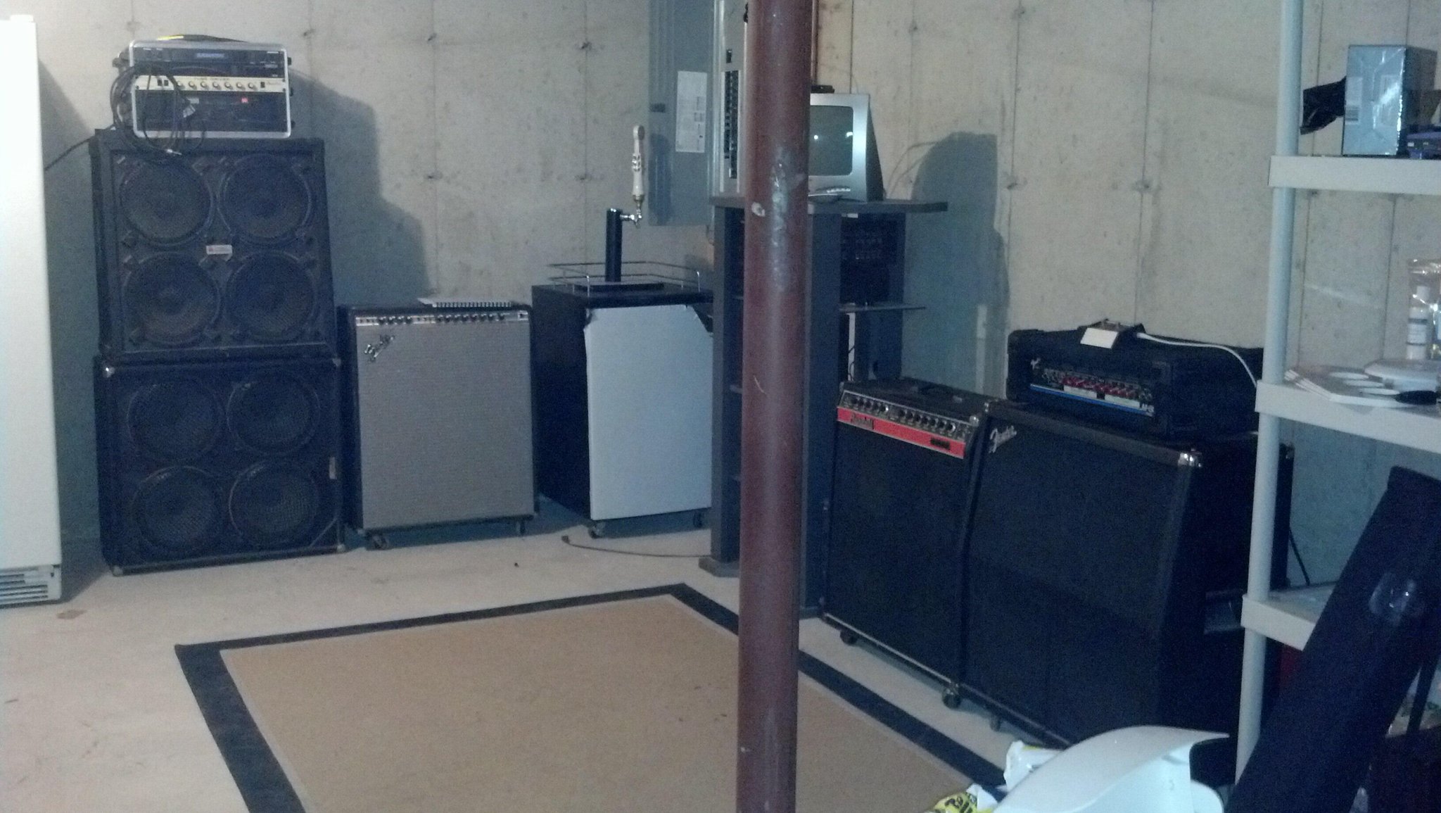 BR5KT-5CIAAiQs1.jpg:large