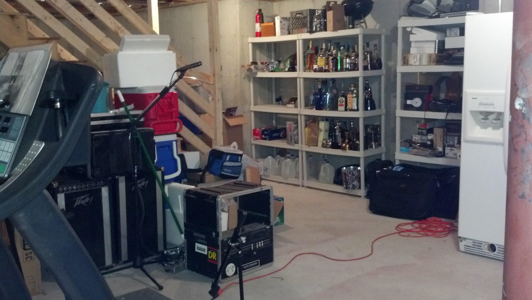 BR9RiuvCQAAY0gd.jpg:large