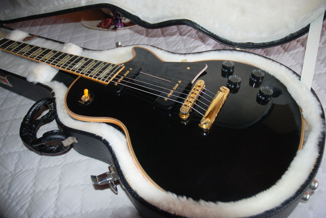 gibson-les-paul-classic-custom-p90-ebony-535171.jpg