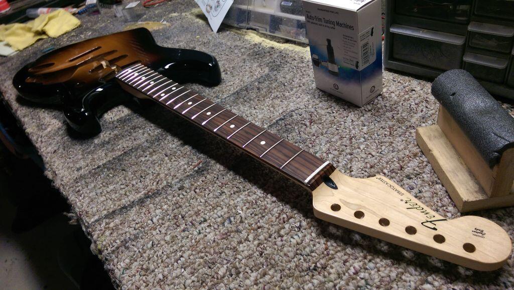 BqlbDRjCYAECIUY.jpg:large