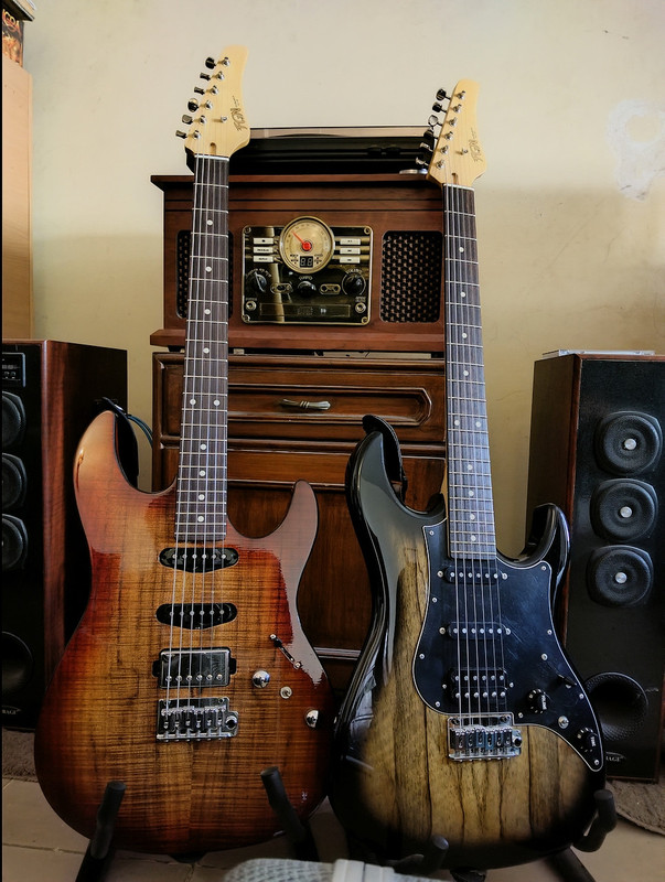 FGN-Twins-1.jpg