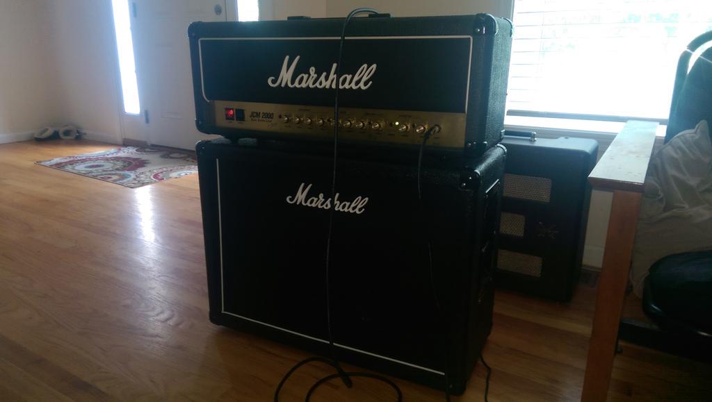 CGwQXr4UYAAL8JY.jpg:large