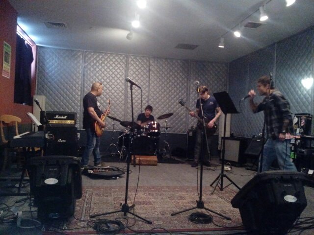 C5SxDGwVYAAnlf1.jpg:large