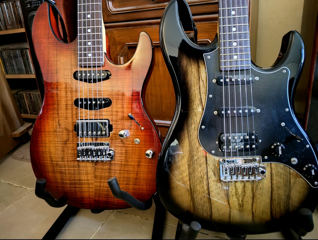 FGN-Twins-2.jpg