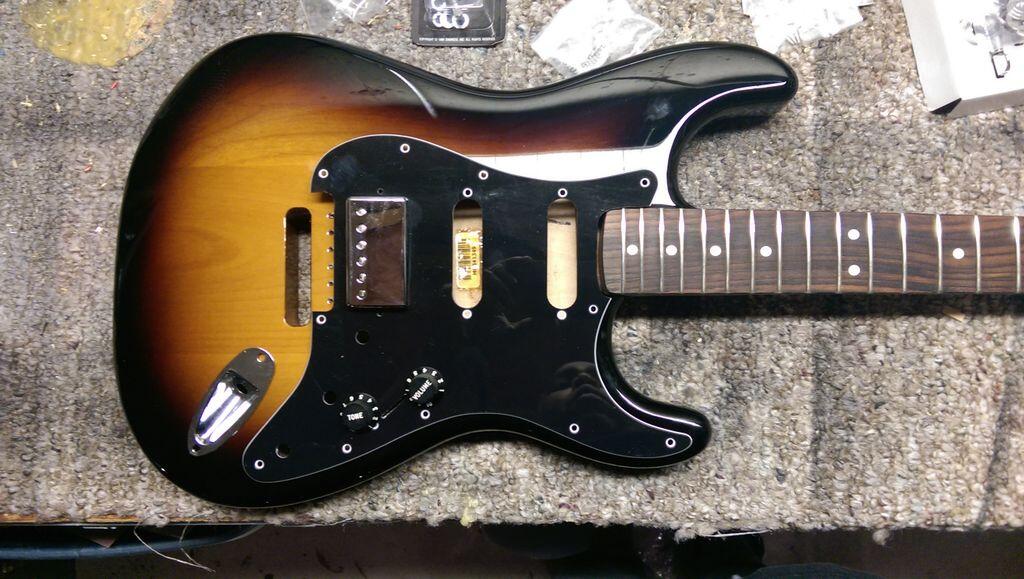 BqraufvCcAIla-b.jpg:large