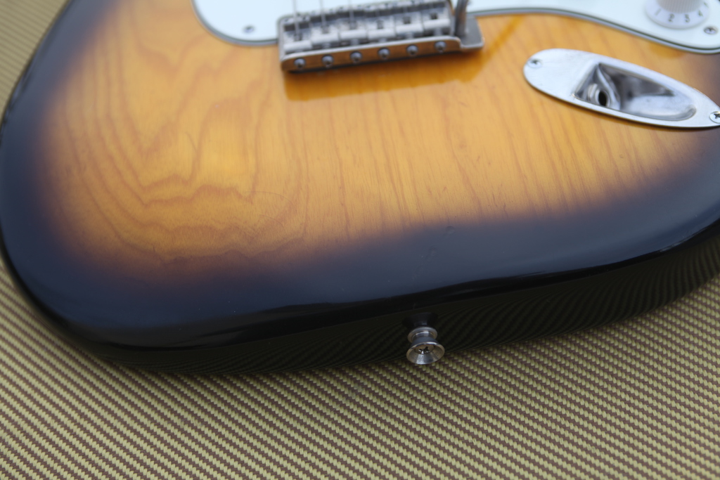 img_2788__avri47strat1994_med.jpg