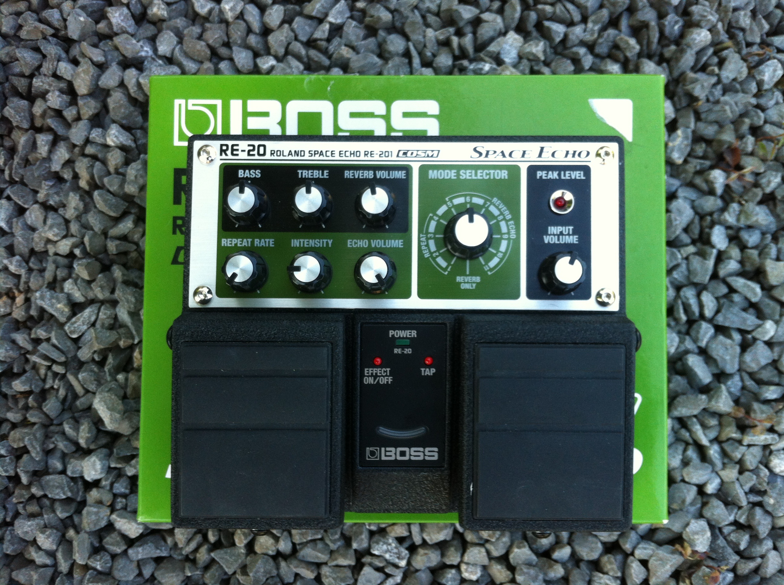 boss-re-20-space-echo-639776.jpg