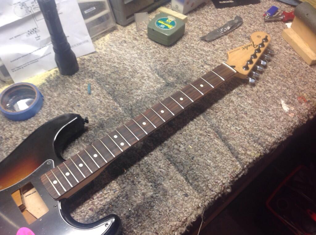 Brwu_KFCQAEAexf.jpg:large