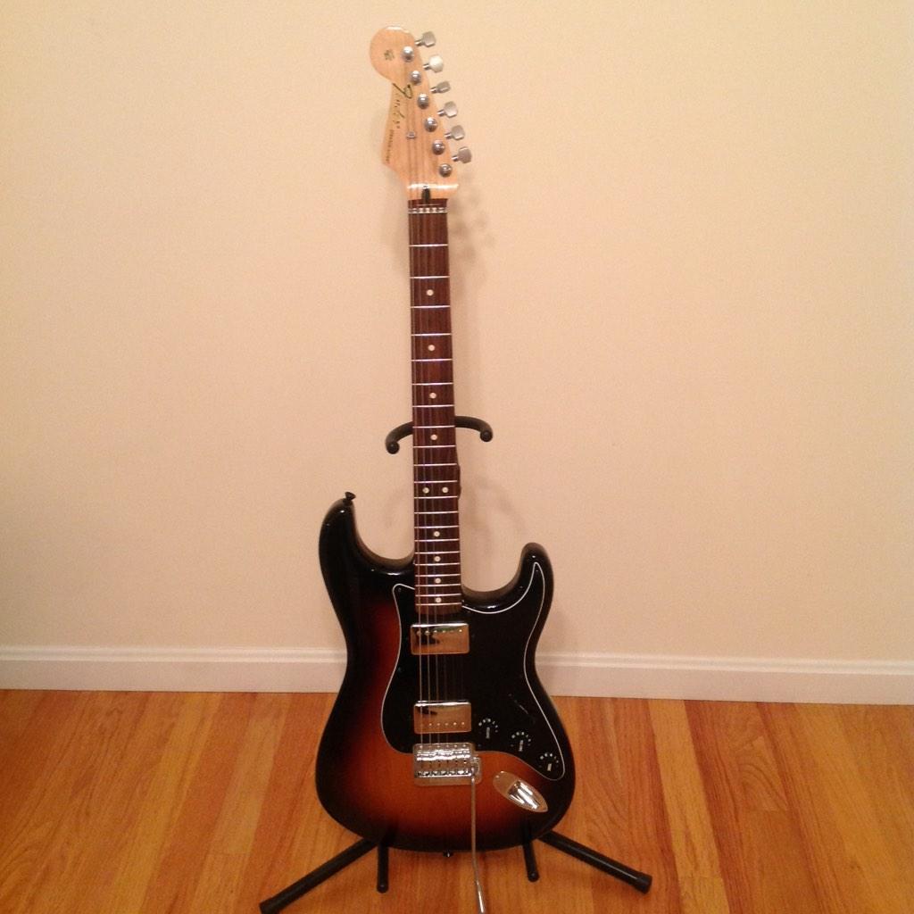 B1OjdrJCAAA6hp8.jpg:large