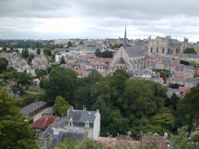 poitiers.jpg
