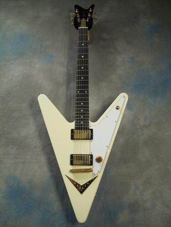 Gibson-Reverse-Flying-V-guitar-23252382-350-466.jpg